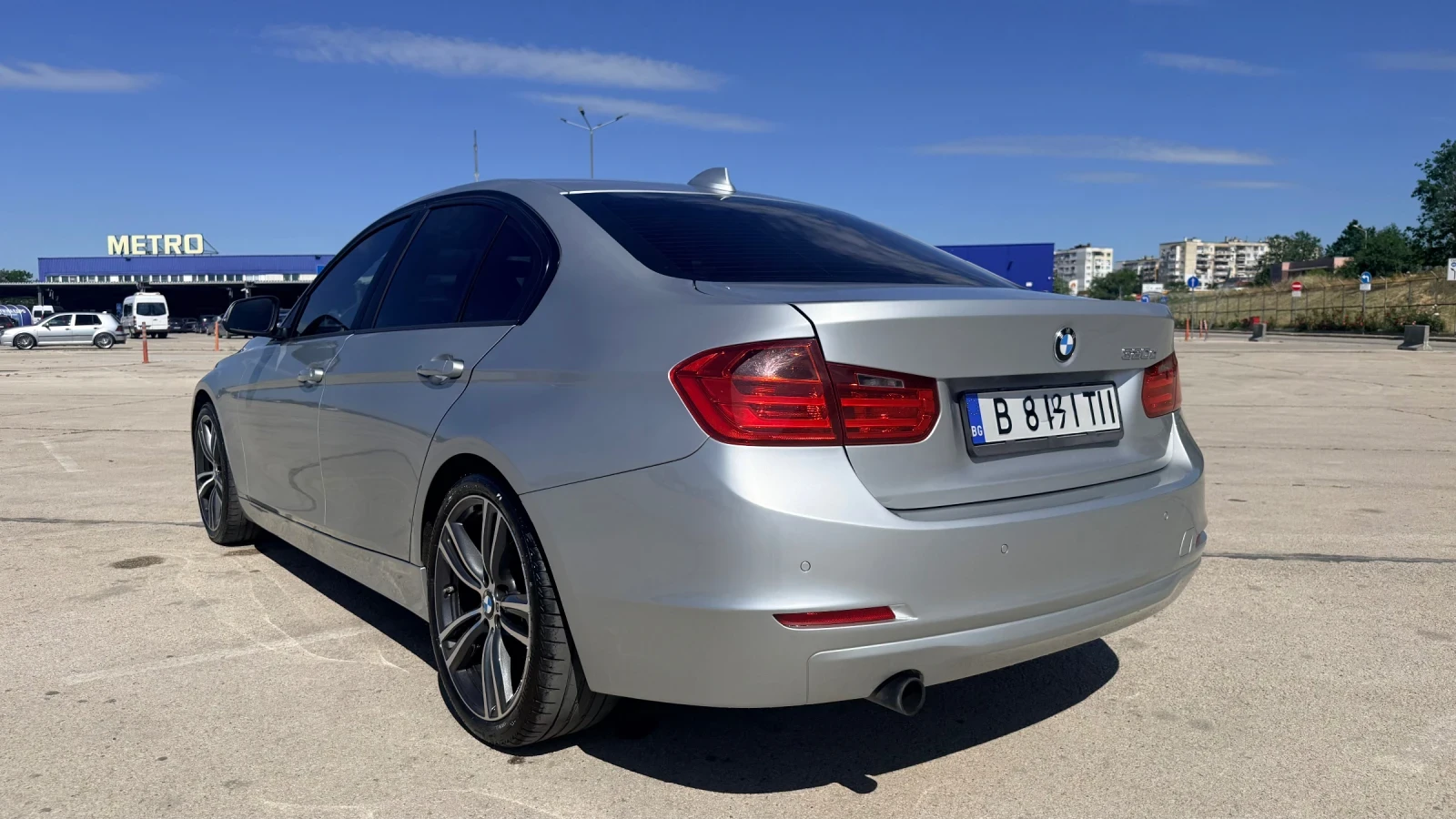 BMW 320 Efficient Dynamics, снимка 2 - Автомобили и джипове - 54923427