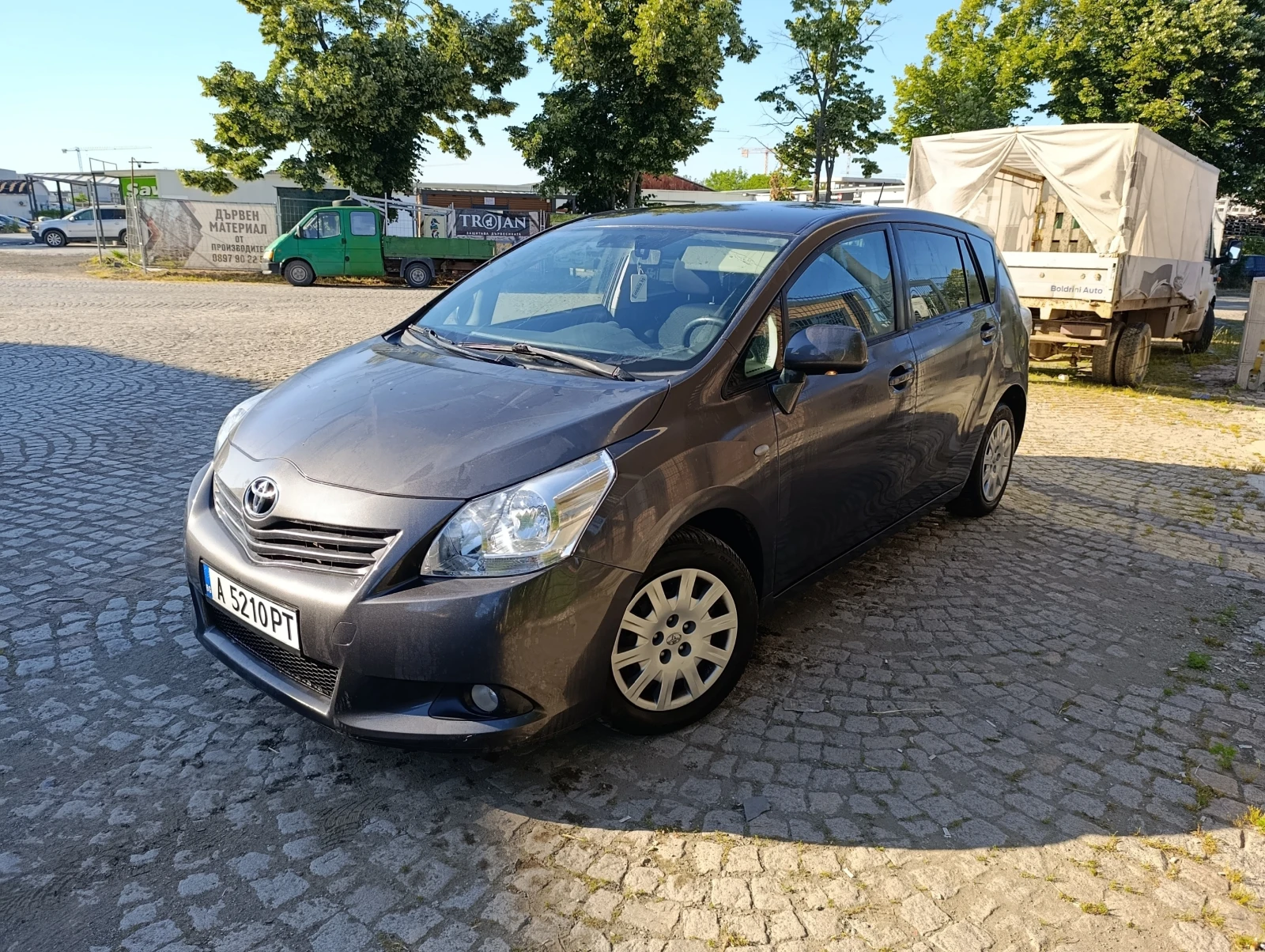 Toyota Verso, снимка 7 - Автомобили и джипове - 54985709