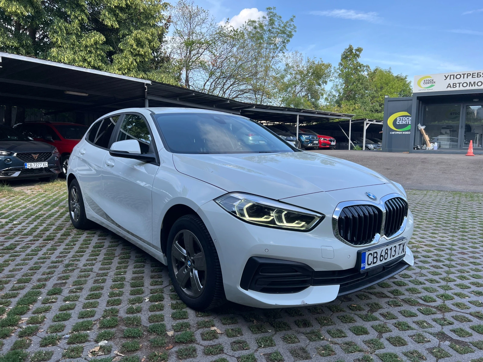 BMW 116 i Automatic, снимка 7 - Автомобили и джипове - 55301919