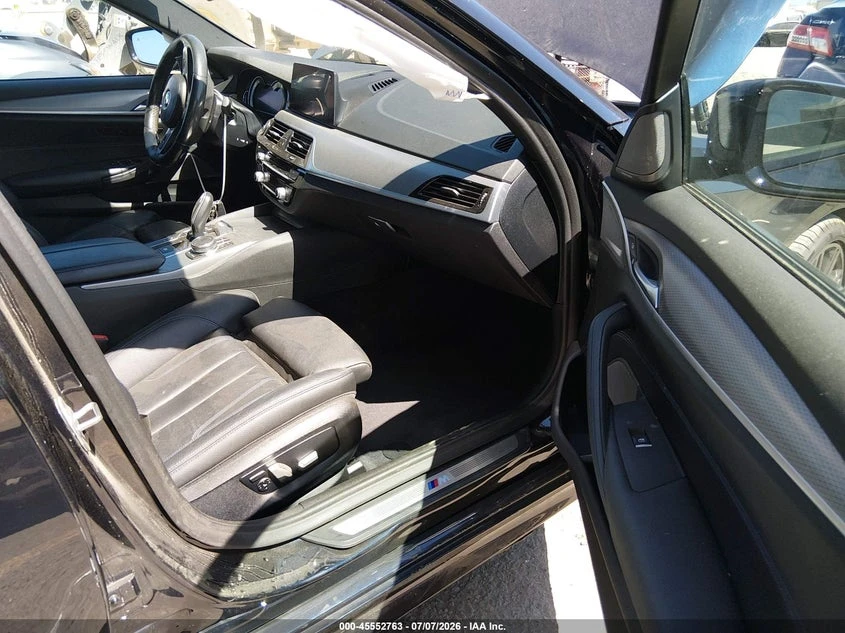 BMW 540 M ПАКЕТ| 2 КЛЮЧА | ТЪРГ В САЩ , снимка 12 - Автомобили и джипове - 55769081