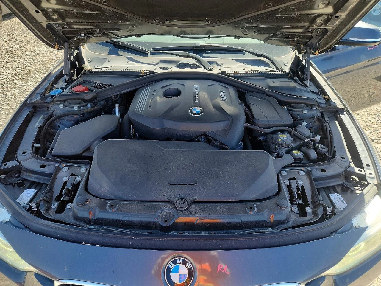 BMW 330 2.0l Xi, снимка 11 - Автомобили и джипове - 56341084
