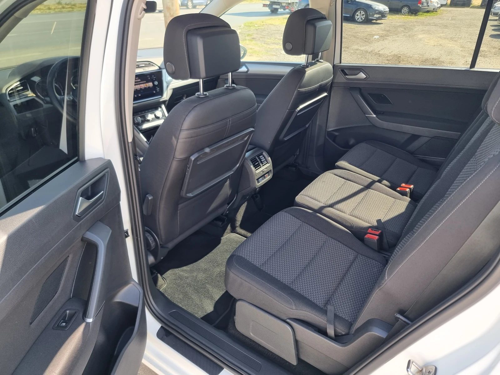 VW Touran 2.0d-Navi-Automat-Keyless-Euro-6D | Mobile.bg � ����������� 16
