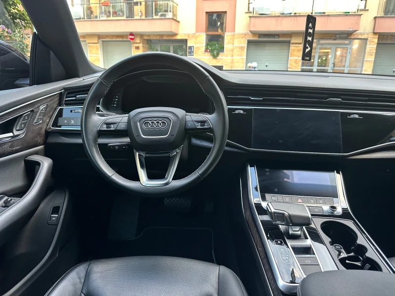 Audi Q8 55 TFSI S-line Black Optic B&O, снимка 16 - Автомобили и джипове - 50833527