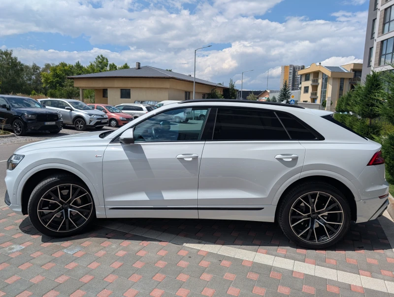 Audi Q8 S-line 55TFSI, снимка 4 - Автомобили и джипове - 52356760