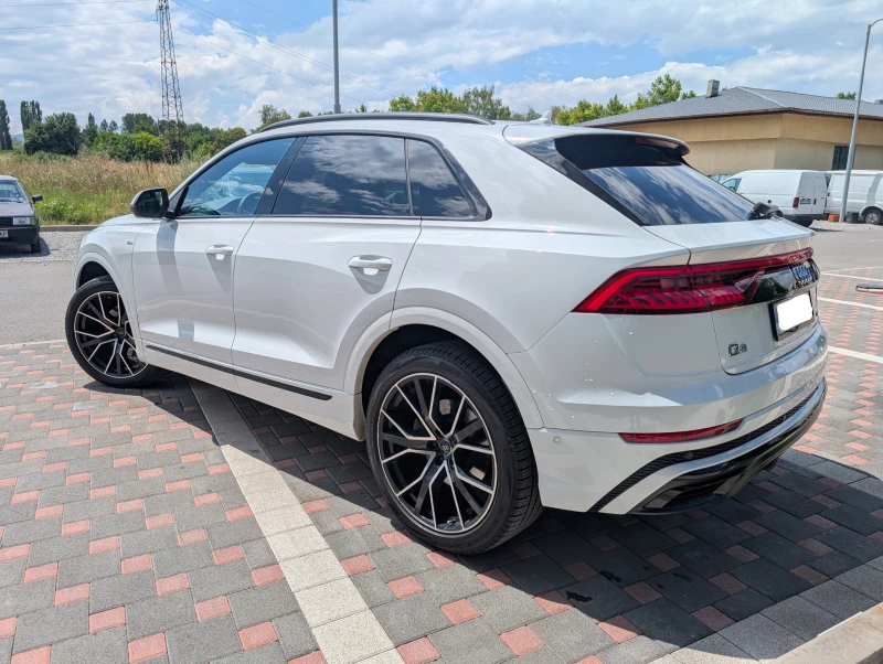 Audi Q8 S-line 55TFSI, снимка 3 - Автомобили и джипове - 52356760