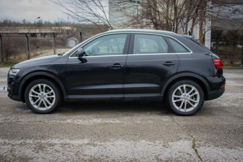 Audi Q3 2.0TFSI quattro, снимка 8 - Автомобили и джипове - 53575154