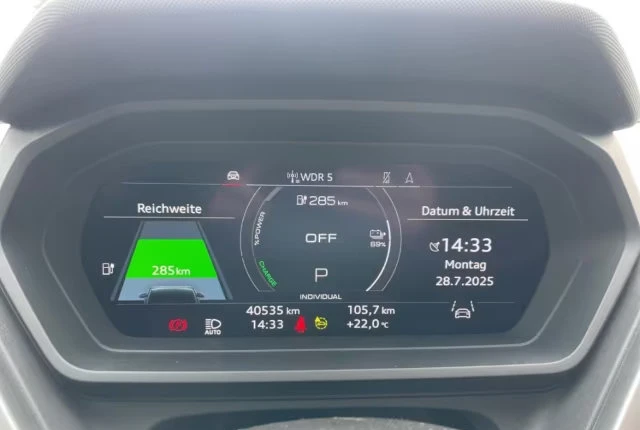 Audi Q4 SB/50e-TRON/299HP/CAM/CARPLAY/AMBI/DIGI/LED/720f - изображение 8