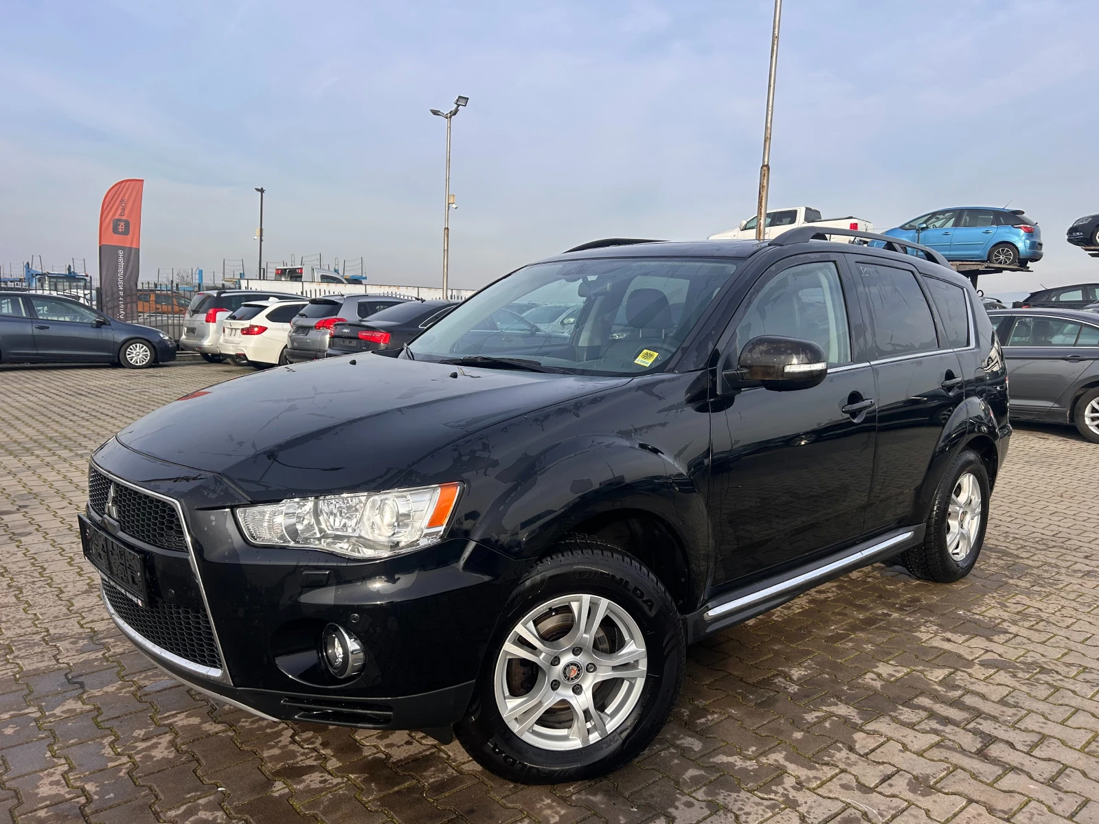 Mitsubishi Outlander 2.2DI-D 4WD AVTOMAT/KOJA EURO 5, снимка 1