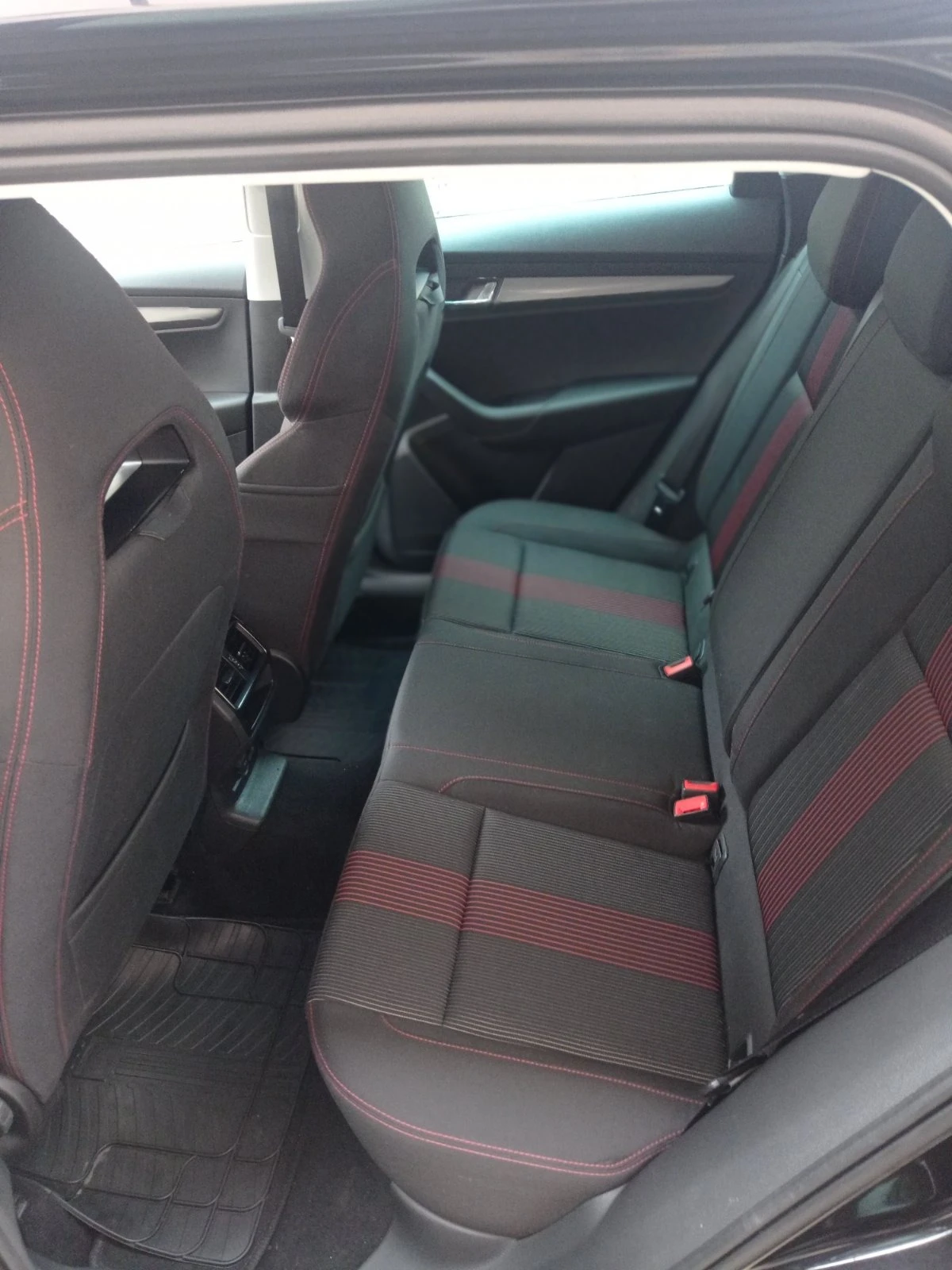 Skoda Karoq | Mobile.bg   15