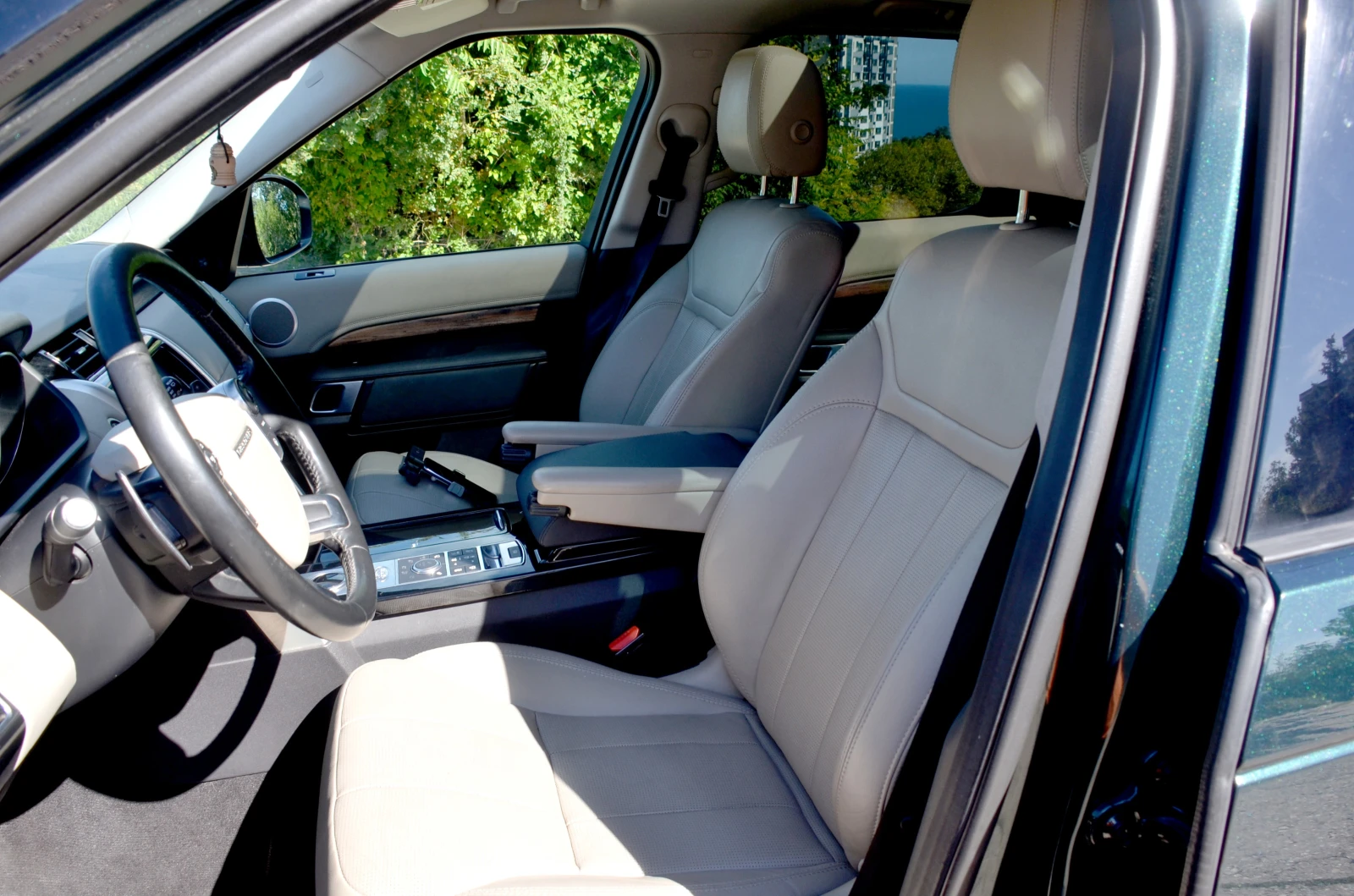 Land Rover Discovery 3.0d HSE, 249hp Black edition - изображение 9
