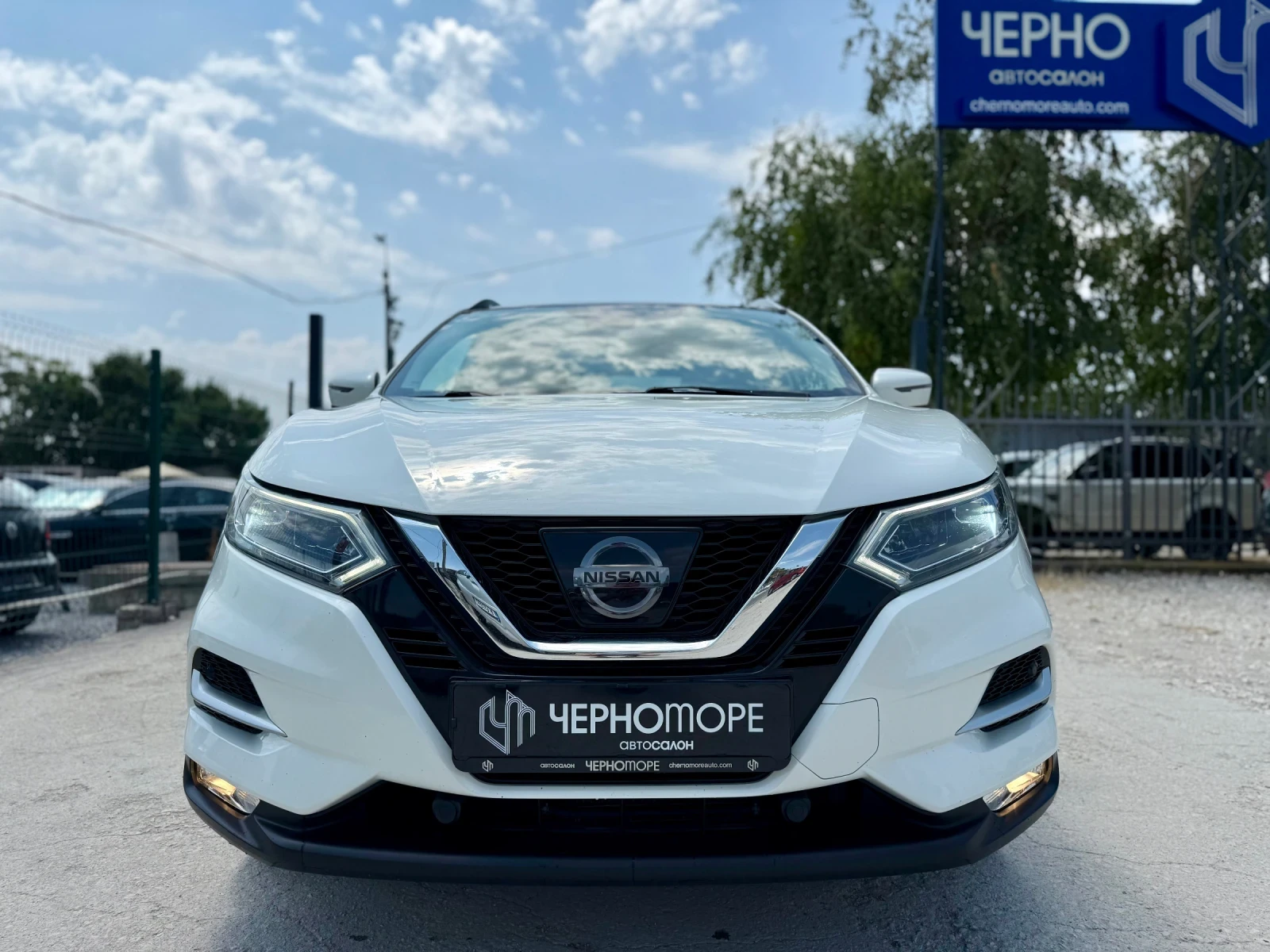 Nissan Qashqai 1.6 dci automatic Tekna+ N-Connecta FWD - изображение 2