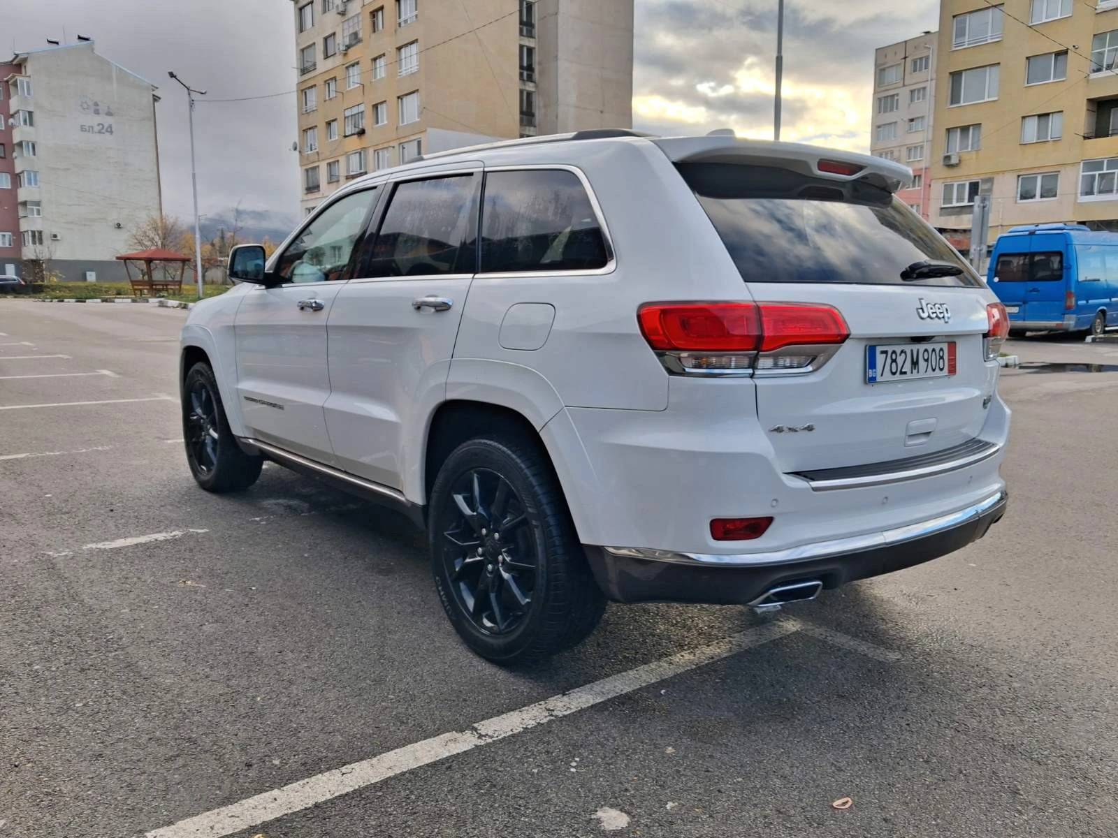 Jeep Grand cherokee Summit  - изображение 4