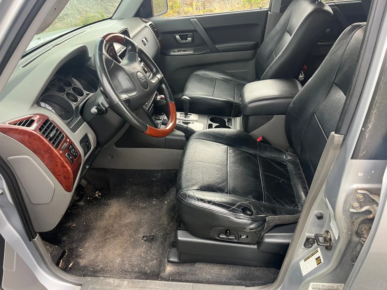 Mitsubishi Pajero, снимка 5 - Автомобили и джипове - 54145536