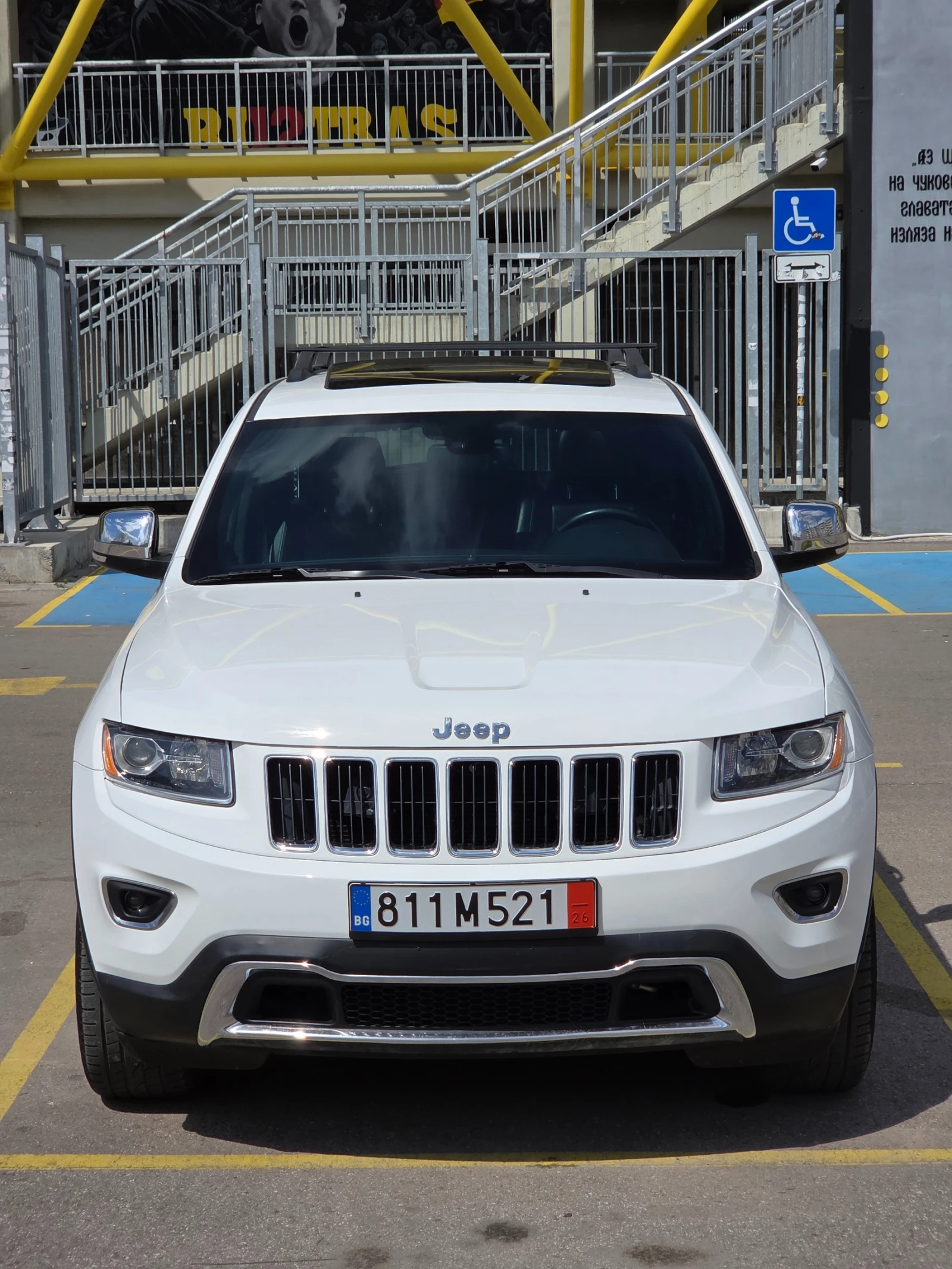Jeep Grand cherokee LIMITED 4X4, снимка 2 - Автомобили и джипове - 54160464