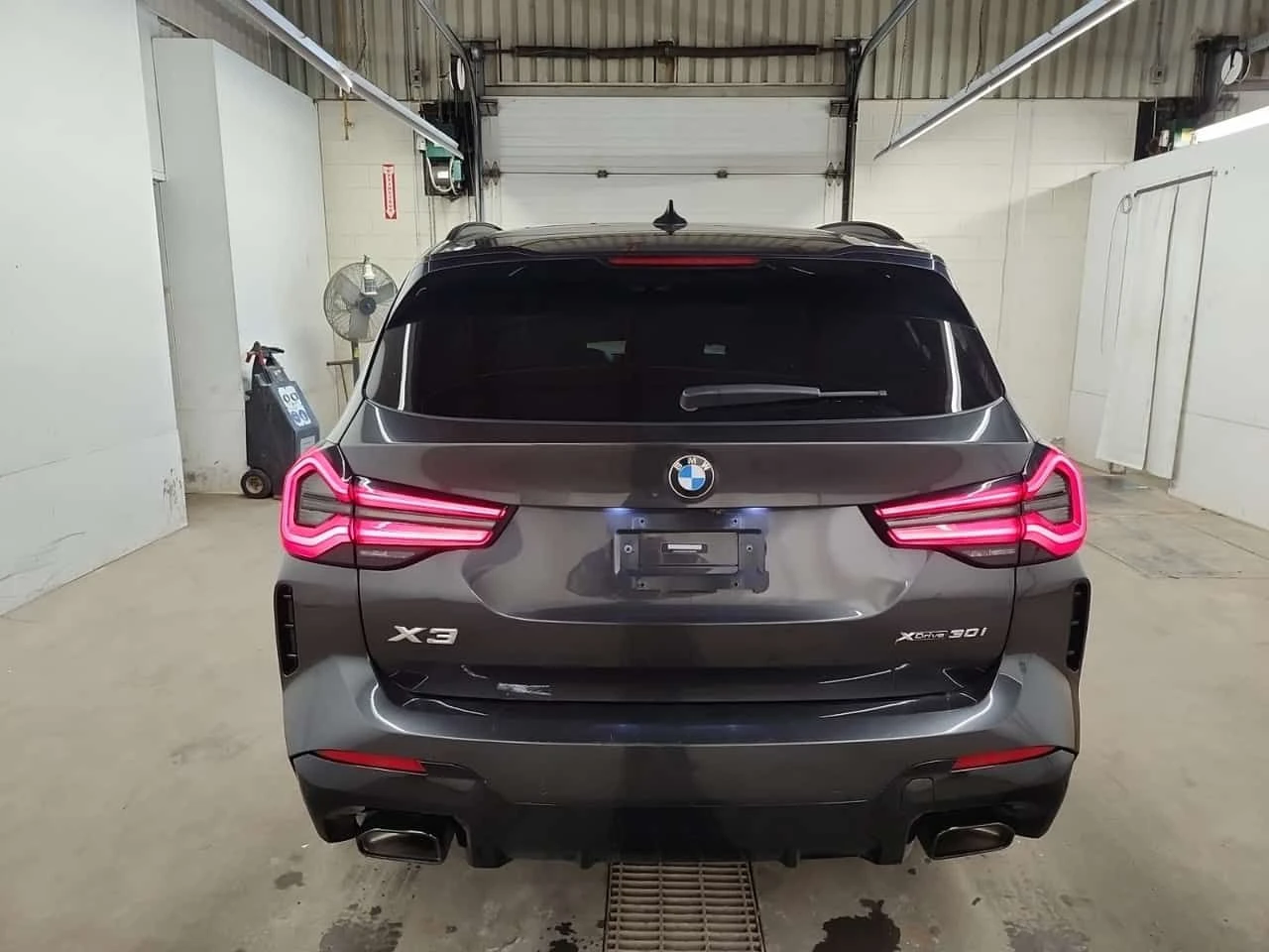 BMW X3 XDRIVE30I  CARFAX, снимка 17 - Автомобили и джипове - 54258441