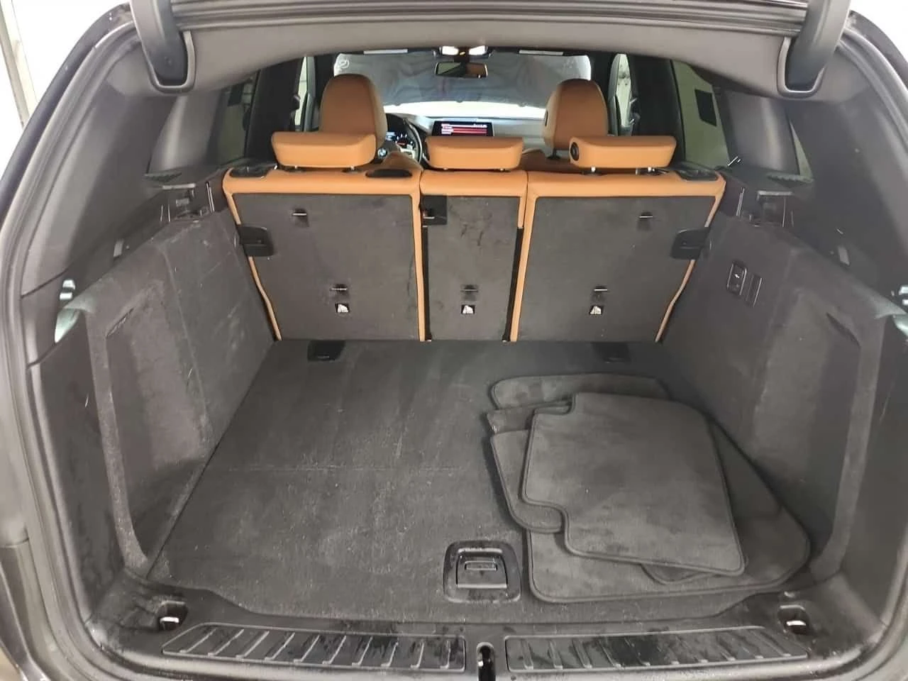 BMW X3 XDRIVE30I  CARFAX, снимка 14 - Автомобили и джипове - 54258441