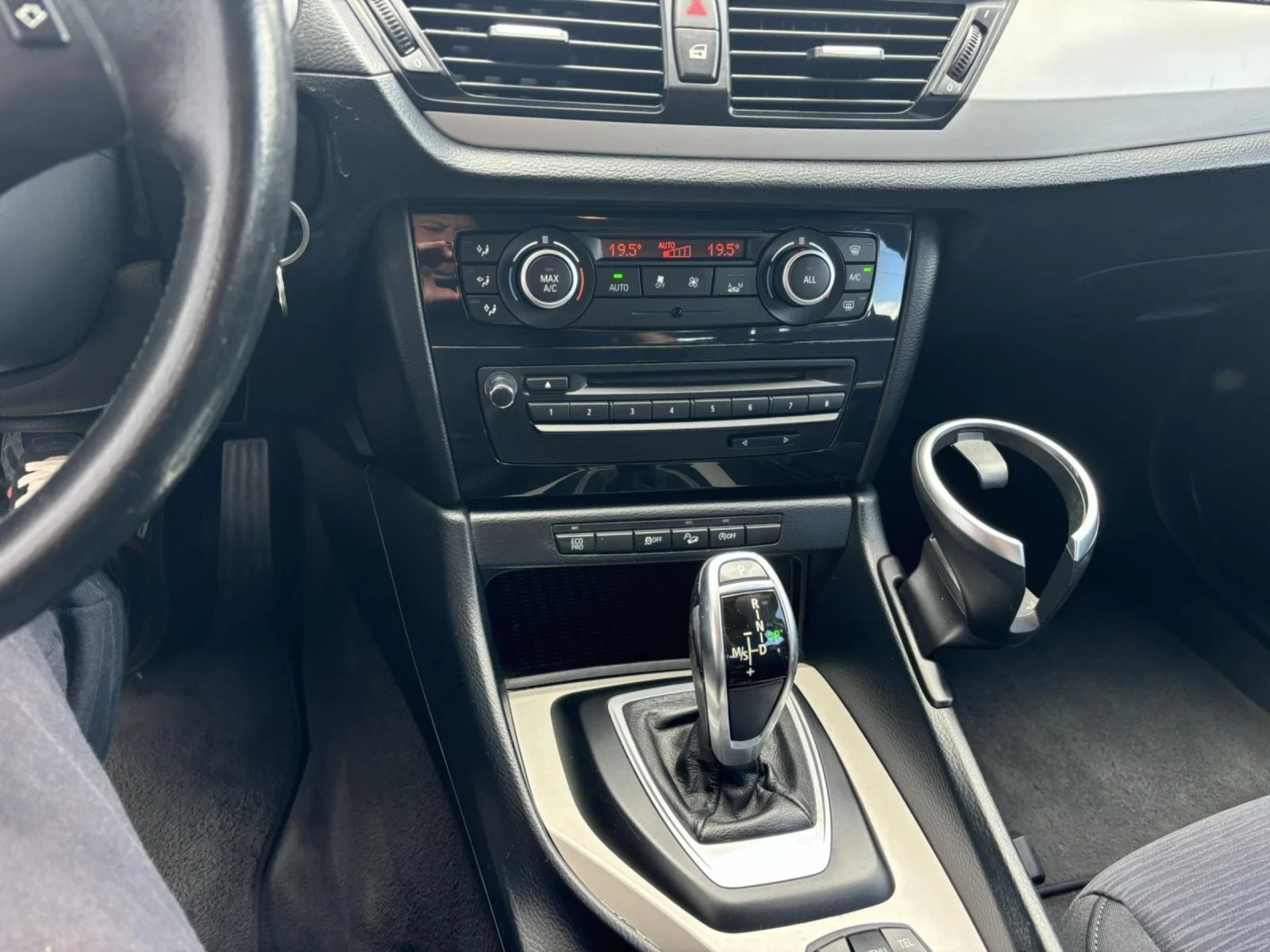 BMW X1 1.8d Xdrive FACE, снимка 11 - Автомобили и джипове - 54578671