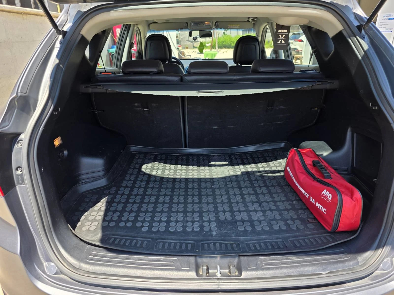 Hyundai IX35 2.0CRDi, снимка 9 - Автомобили и джипове - 54680618