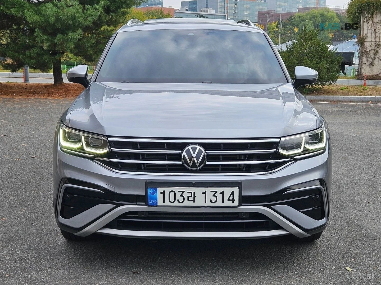 VW Tiguan 2.0 TFSI/KEYLESS/DIGITAL/KAMEPA/4X4, снимка 2 - Автомобили и джипове - 54732813