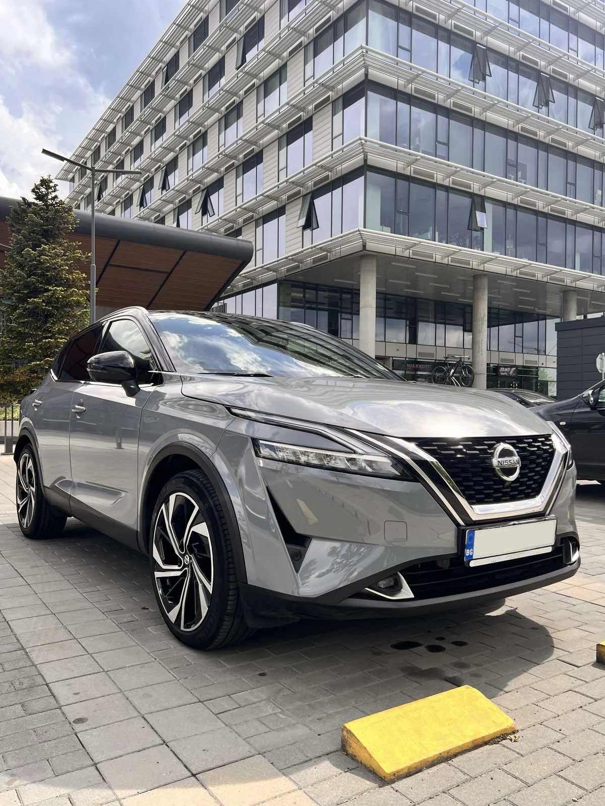 Nissan Qashqai J 12, TEKNA PLUS 4x4, MILD HYBRID