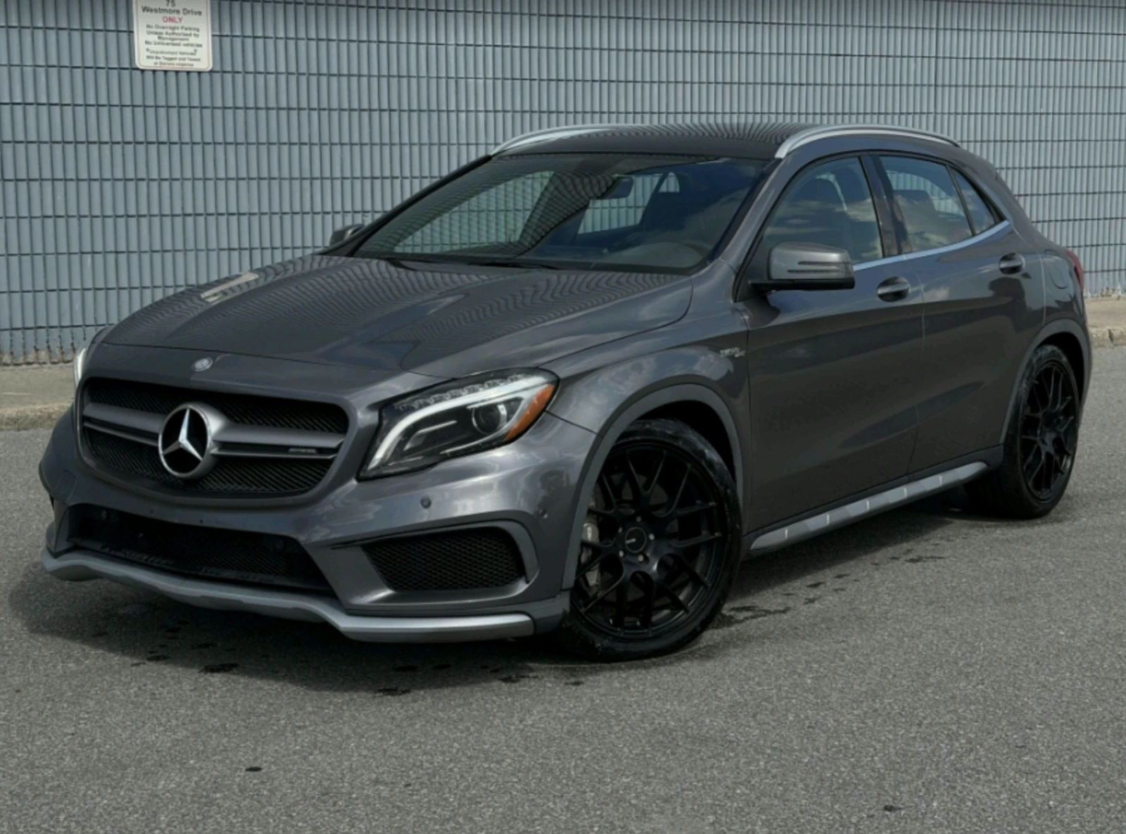 Mercedes-Benz GLA 45 AMG готова за каране, снимка 2 - Автомобили и джипове - 55237209