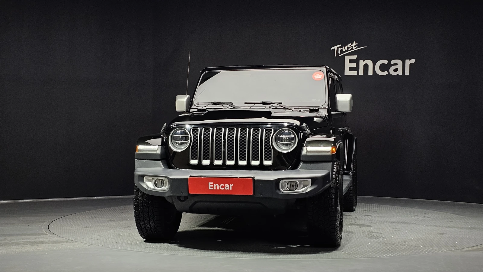 Jeep Wrangler 2.0* BLIND SPOT* ПОДГРЕВ ВОЛАН* КРАЙНА ЦЕНА, снимка 3 - Автомобили и джипове - 55336548