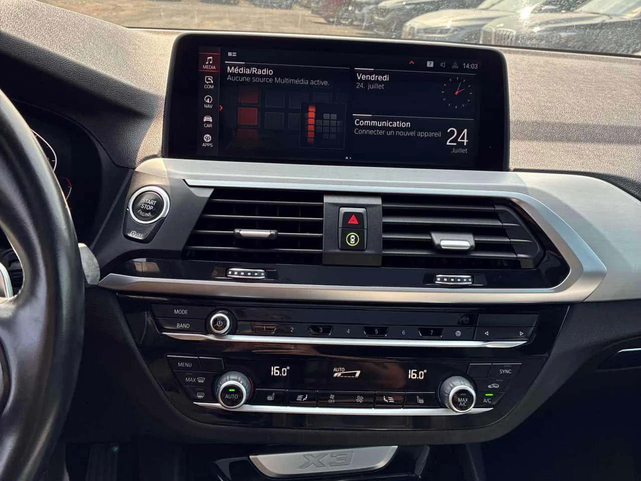 BMW X3 xDrive30i/CARFAX/ОТ ГЛАВНО ПРЕДСТАВИТЕЛСТВО/КЛИП, снимка 9 - Автомобили и джипове - 55410407