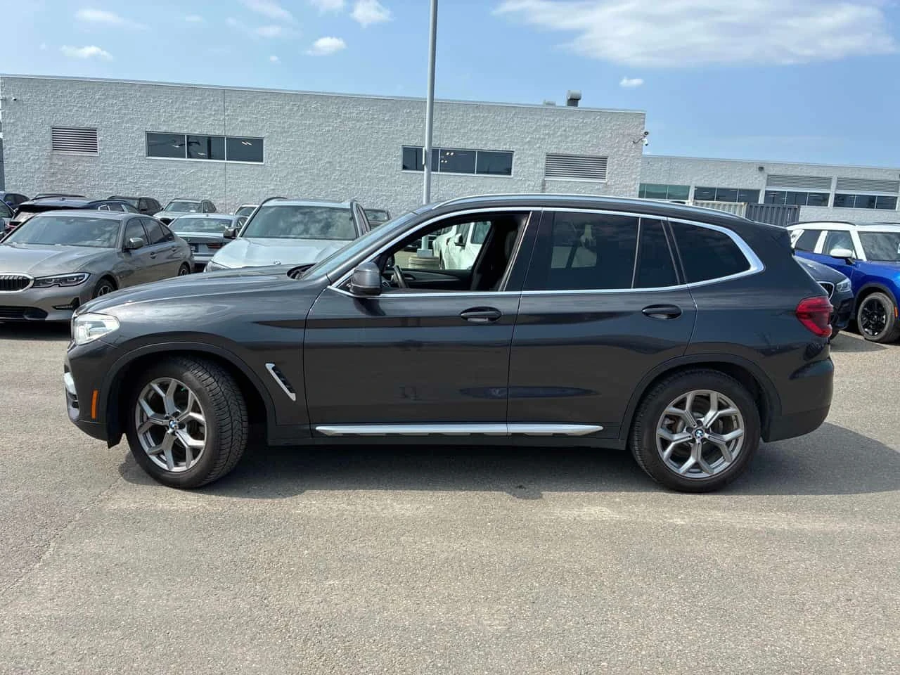 BMW X3 xDrive30i/CARFAX/ОТ ГЛАВНО ПРЕДСТАВИТЕЛСТВО/КЛИП, снимка 2 - Автомобили и джипове - 55410407