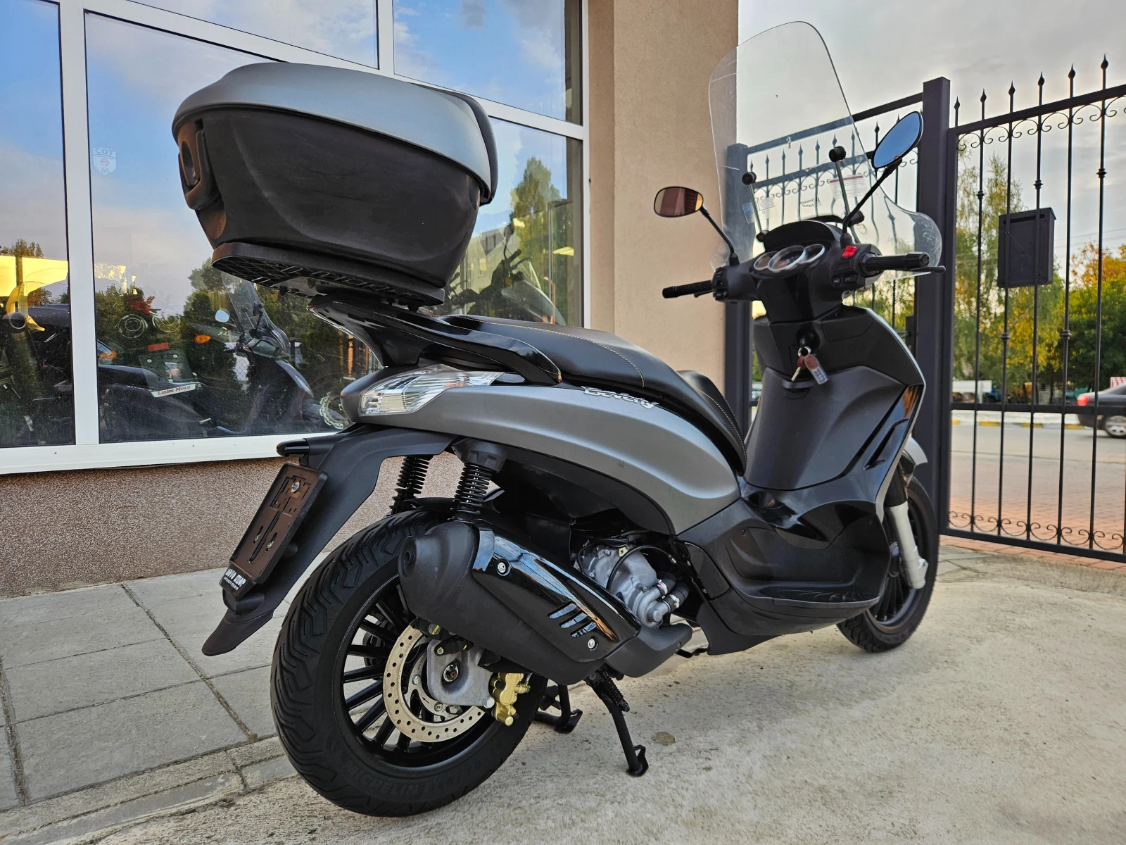 Piaggio Beverly 300ie, Led, 2015г. - изображение 3