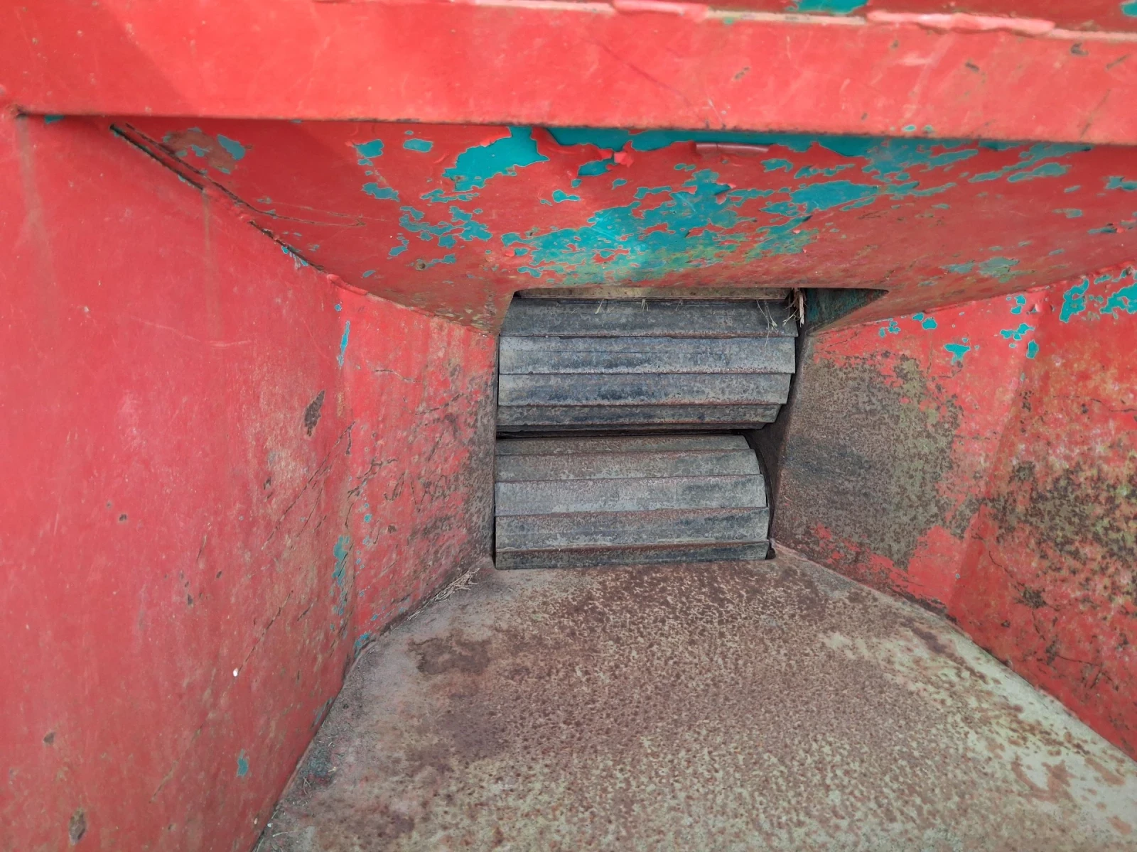 �������������� ������ ������ �� ���������� �������� �� ����� DUCKER | Mobile.bg � ����������� 5