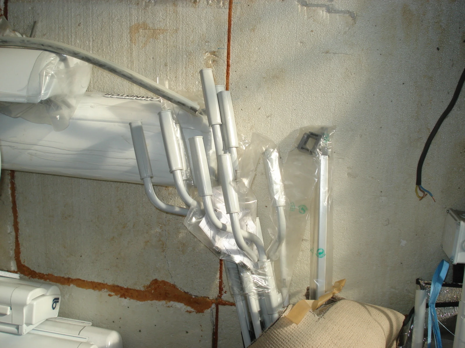  Adria  | Mobile.bg   11