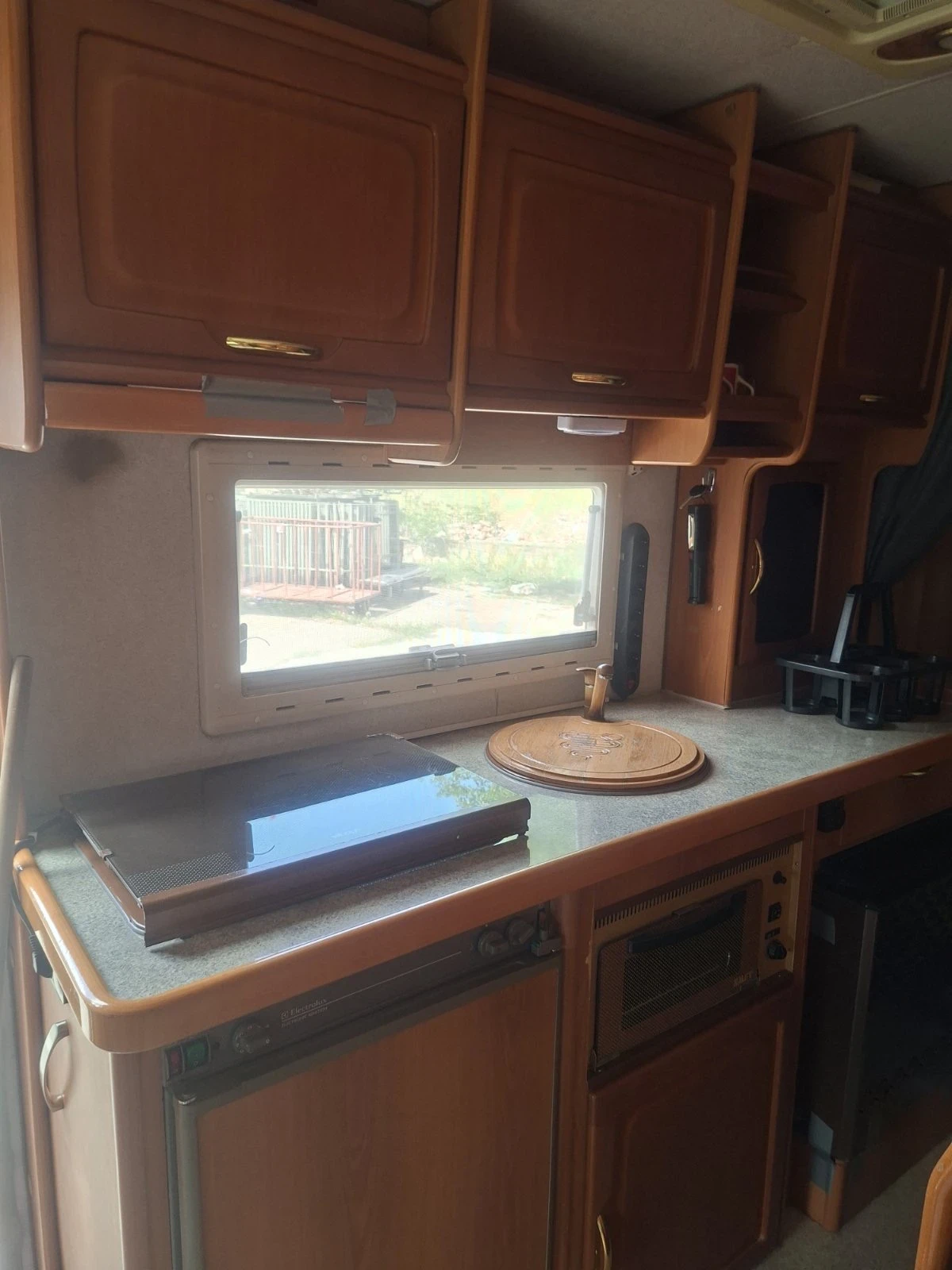 Кемпер Fiat Ducato , снимка 13 - Каравани и кемпери - 55905516