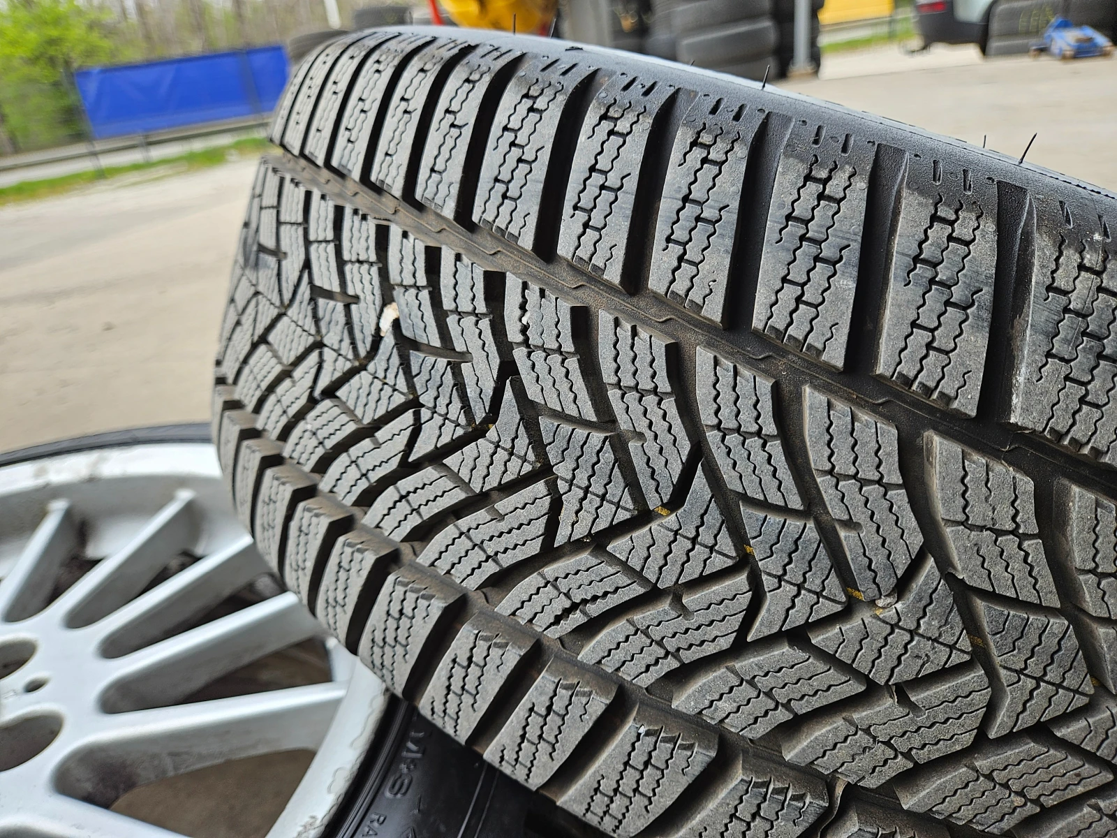  225/45R17 | Mobile.bg   10