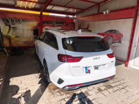 Kia Ceed 1.5, снимка 3 - Автомобили и джипове - 53650768