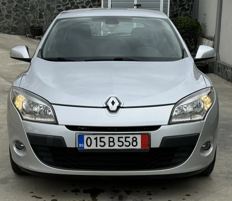 Renault Megane 1.5dci90hp, снимка 1 - Автомобили и джипове - 47324477