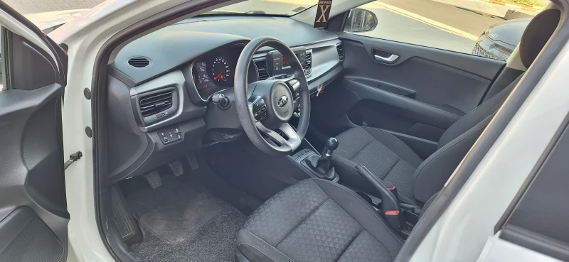 Kia Rio 1.2MPI L Гаранционен, снимка 10 - Автомобили и джипове - 47798567