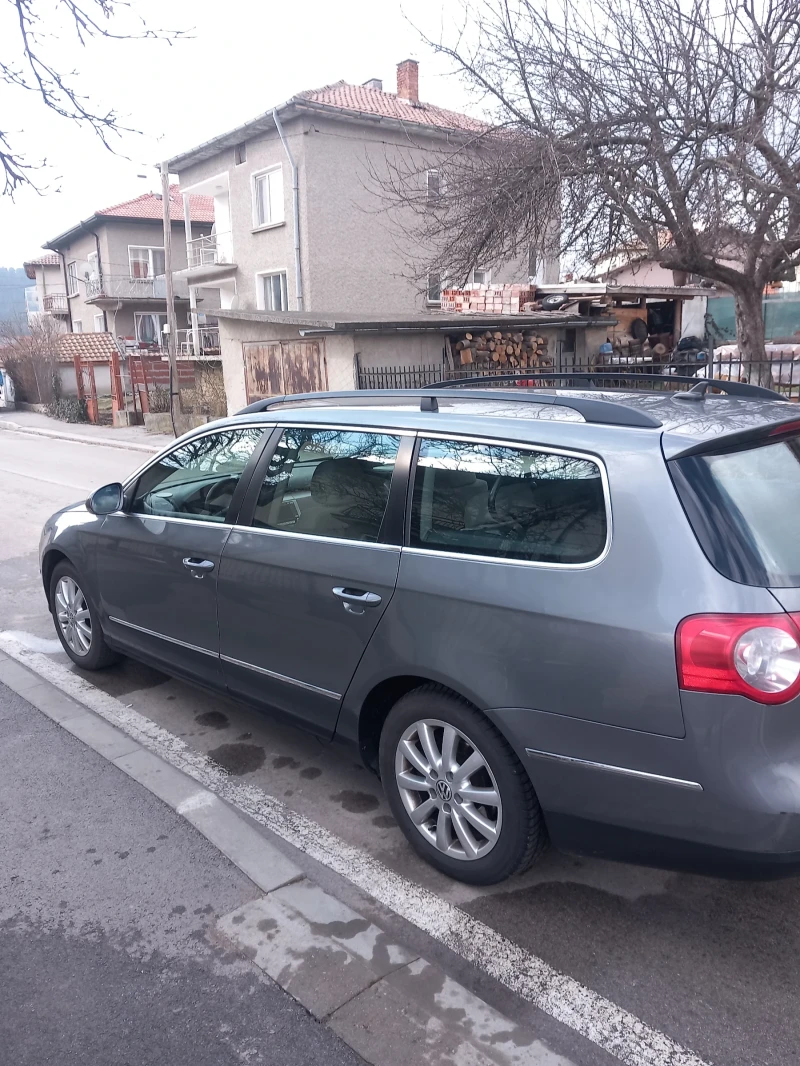 VW Passat, снимка 4 - Автомобили и джипове - 48263897