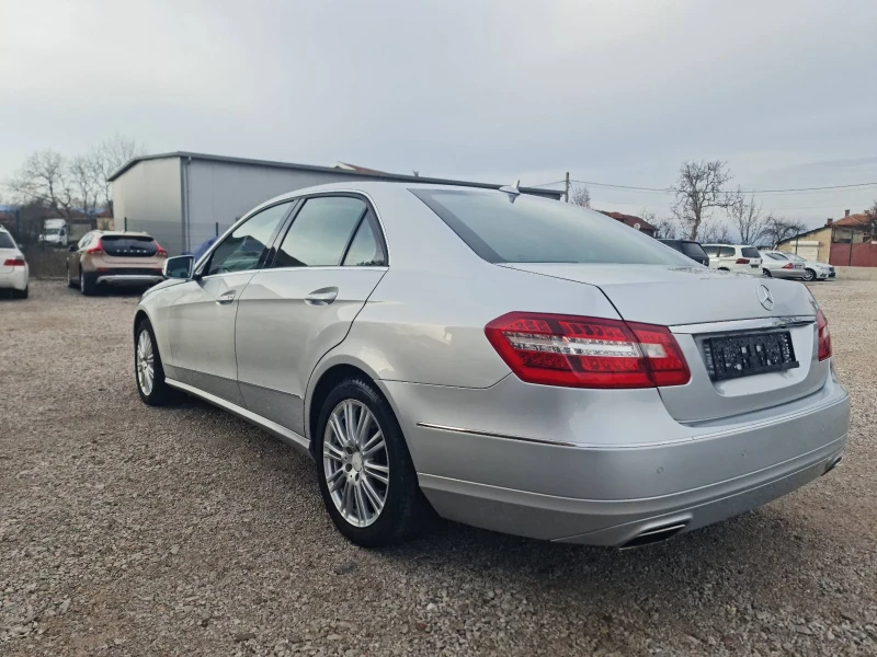 Mercedes-Benz E 500 СЕДАН, снимка 3 - Автомобили и джипове - 48931050