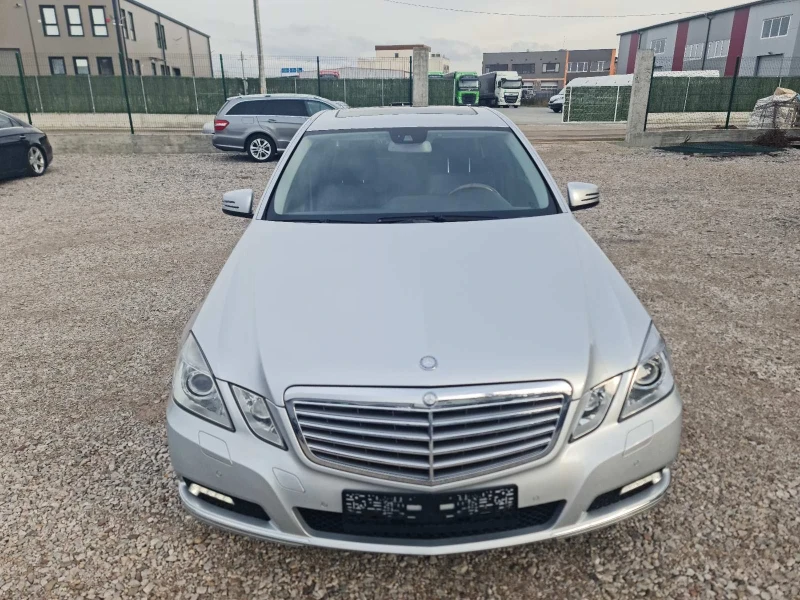 Mercedes-Benz E 500 СЕДАН, снимка 8 - Автомобили и джипове - 48931050