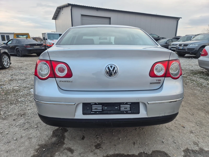 VW Passat, снимка 6 - Автомобили и джипове - 49143359