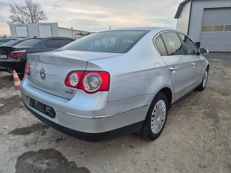 VW Passat, снимка 5 - Автомобили и джипове - 49143359