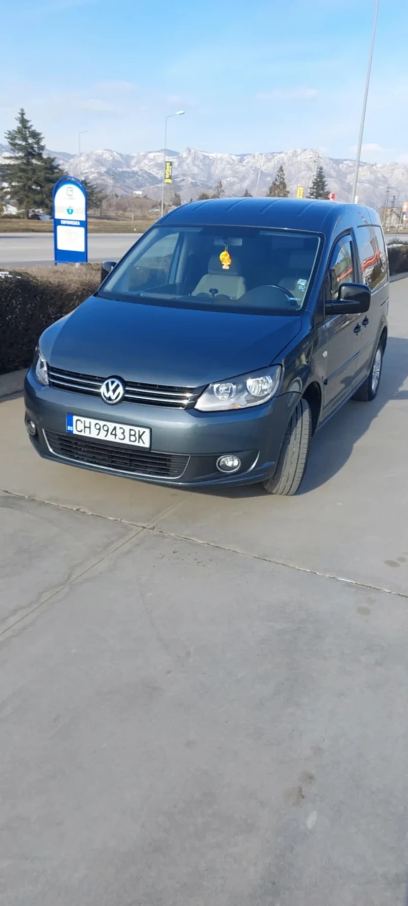 VW Caddy 1.6i, снимка 1 - Автомобили и джипове - 49505564