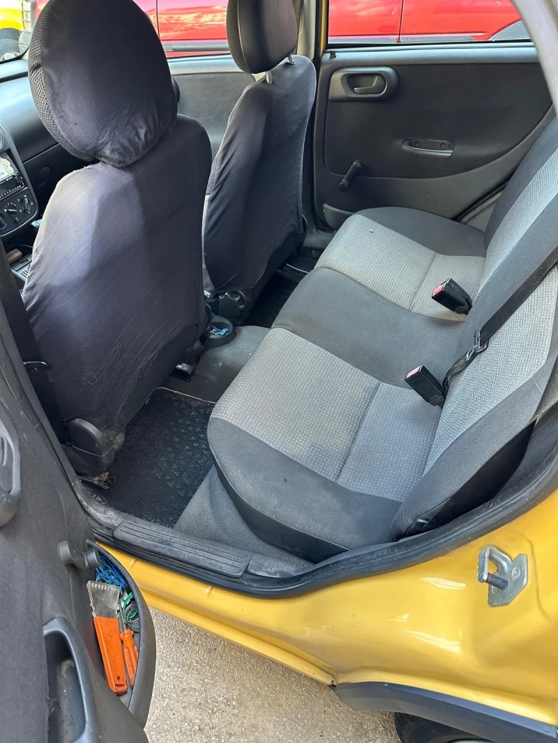 Opel Corsa 1.0i Газово, снимка 8 - Автомобили и джипове - 52612424