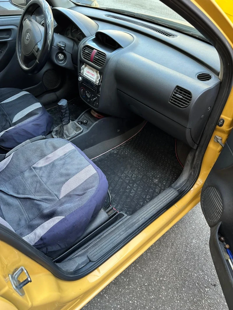 Opel Corsa 1.0i Газово, снимка 7 - Автомобили и джипове - 52612424