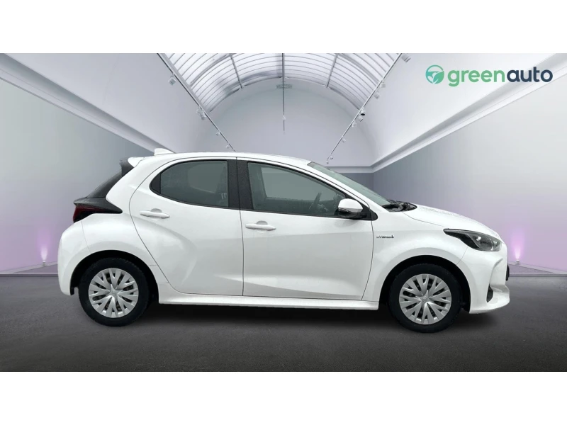 Toyota Yaris 1.5 HSD, Месечна вноска от 333 лв., снимка 6 - Автомобили и джипове - 51977870