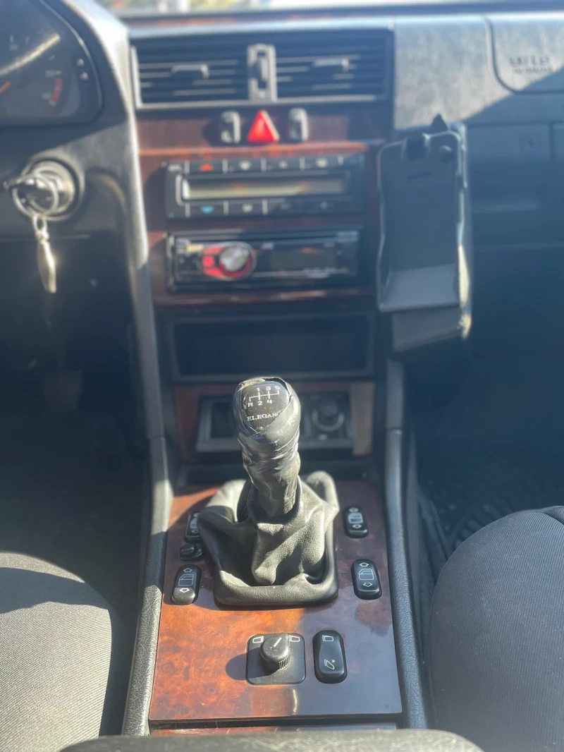 Mercedes-Benz C 220 220D, снимка 12 - Автомобили и джипове - 52503247