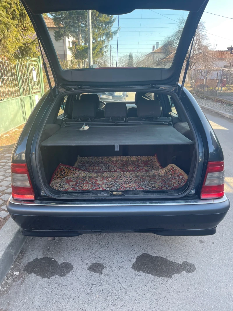 Mercedes-Benz C 220 220D, снимка 15 - Автомобили и джипове - 52503247