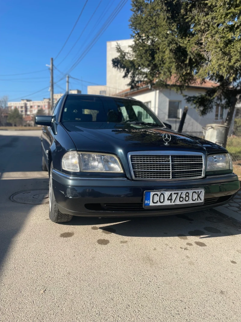 Mercedes-Benz C 220 220D
