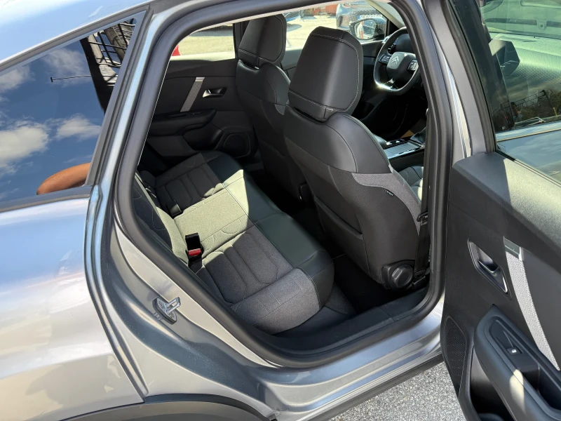 Citroen C4 1.5 BlueHDi, снимка 11 - Автомобили и джипове - 52076347