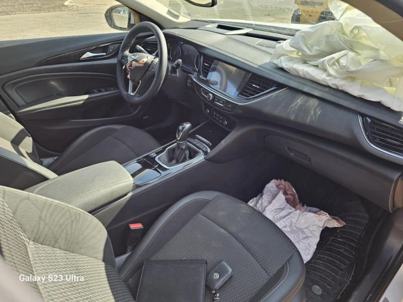 Opel Insignia 2.0CDTI 170кс 4х4, снимка 6 - Автомобили и джипове - 52143336